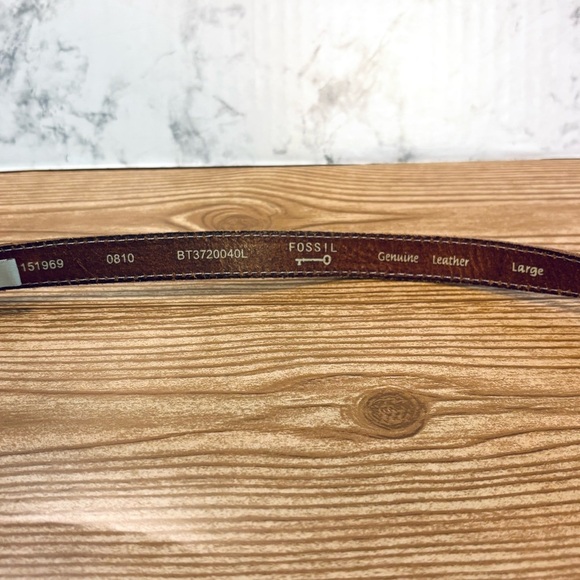 Fossil Genuine Leather Silver Rhinestone Belt Size Large L - Picture 8 of 8